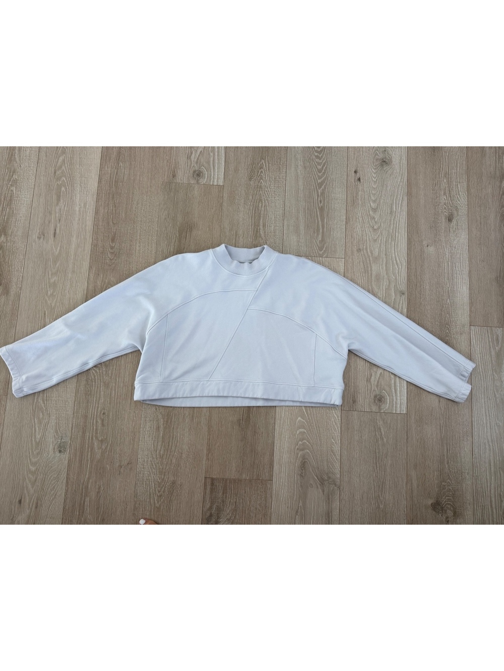 Lululemon white cropped sweatshirt